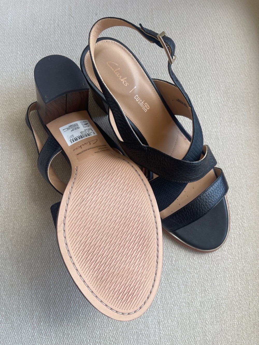 CLARKS COLLECTION | Black Leather Block Heel Sandals | Women’s 9 - Picture 4 of 13